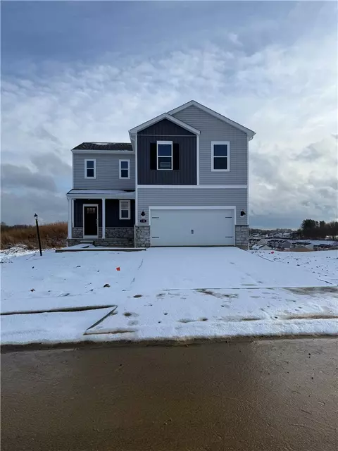 132 Smith Ln, Beaver Falls, PA 15010