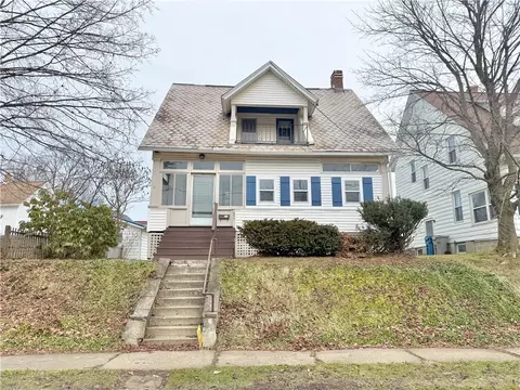 657 North St, Meadville, PA 16335