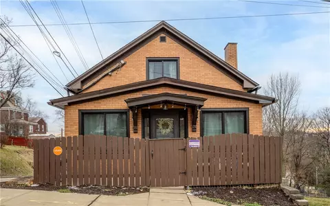348 Anthony St, Pittsburgh, PA 15210