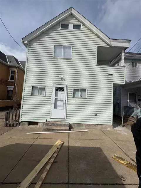 524 Atlantic Ave, Mckeesport, PA 15132