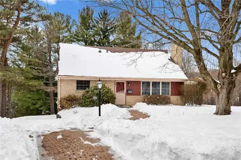 369 Haugh Dr, Pittsburgh, PA 15237