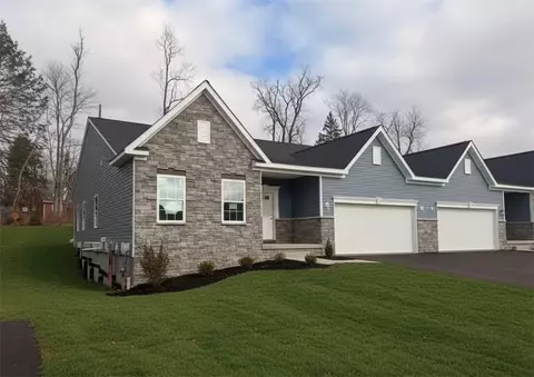 2713 Marra Dr, Gibsonia, PA 15044
