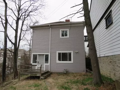 301 Paur St, Pittsburgh, PA 15211