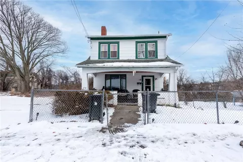 2003 Bailie Ave, Mckeesport, PA 15132