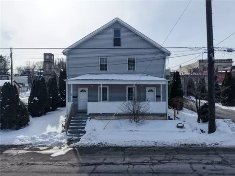 126-128 Railroad St, Monongahela, PA 15063