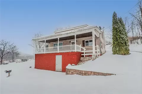 93 Mckinstry Hill Rd, Apollo, PA 15613