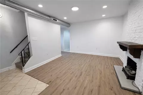 1921 Shamokin St, Pittsburgh, PA 15203