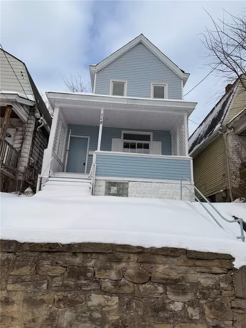 828 Frank, Mckees Rocks, PA 15136