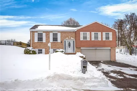 106 Valley Hi Dr, Pittsburgh, PA 15229