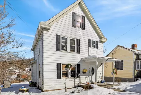 101 Highland Ave, Avella, PA 15312