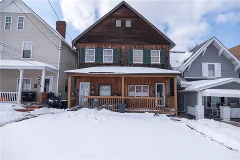 4420-4422 Walnut St, Mckeesport, PA 15132