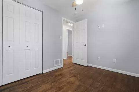 Bedroom - 210 Seanor Rd, Irwin, PA 15642 photo 7 of 9