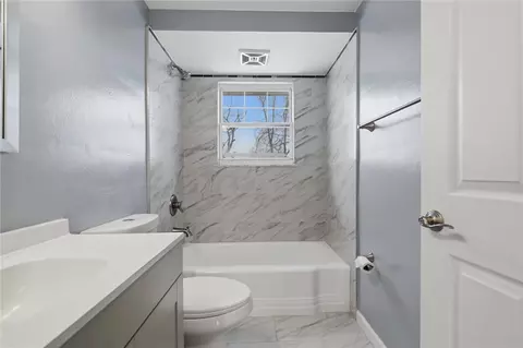 Bath - 210 Seanor Rd, Irwin, PA 15642 photo 1 of 6