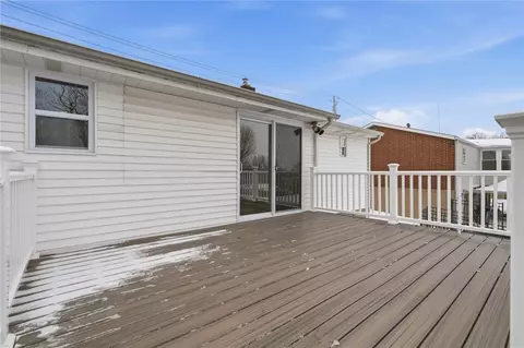 Exterior - 210 Seanor Rd, Irwin, PA 15642 photo 5 of 8