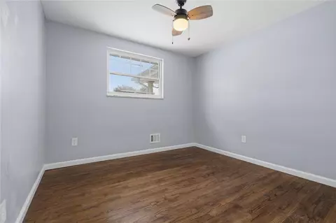 Bedroom - 210 Seanor Rd, Irwin, PA 15642 photo 2 of 9