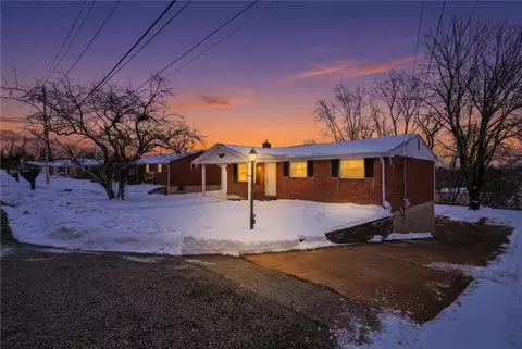 Exterior - 210 Seanor Rd, Irwin, PA 15642 photo 2 of 8