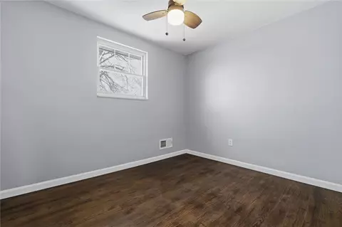 Bedroom - 210 Seanor Rd, Irwin, PA 15642 photo 6 of 9