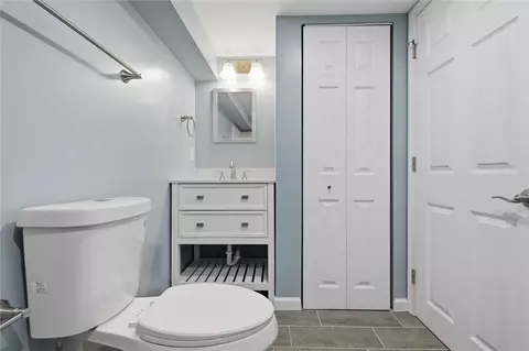 Bath - 210 Seanor Rd, Irwin, PA 15642 photo 5 of 6