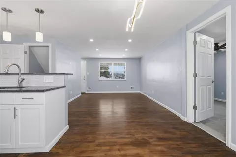 Living - 210 Seanor Rd, Irwin, PA 15642 photo 5 of 9