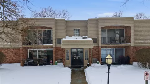 605 Calais #312, Pittsburgh, PA 15237