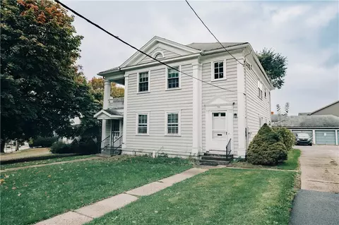 716 Wayne Ave, Indiana, PA 15701