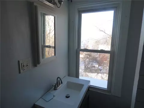 Bath - 226 Lobinger Ave, Braddock, PA 15104 photo 1 of 5
