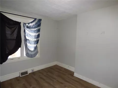 Bedroom - 226 Lobinger Ave, Braddock, PA 15104 photo 8 of 10