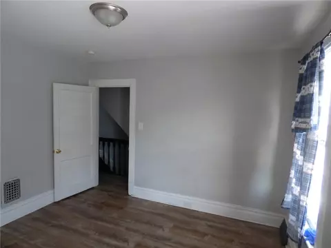 Bedroom - 226 Lobinger Ave, Braddock, PA 15104 photo 4 of 10