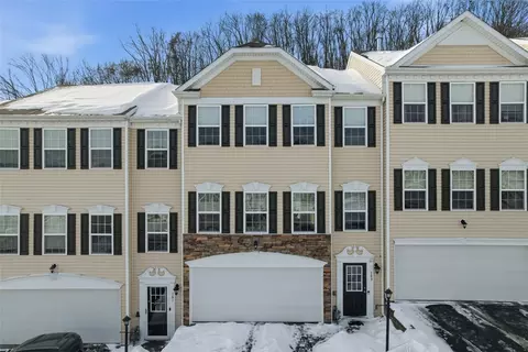 163 Rylie Dr, Harmony, PA 16037