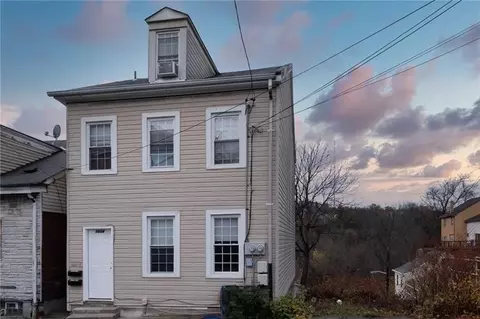 1604 Hatteras St, Pittsburgh, PA 15212