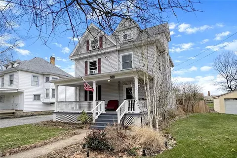 3037 E Main St, West Middlesex, PA 16159