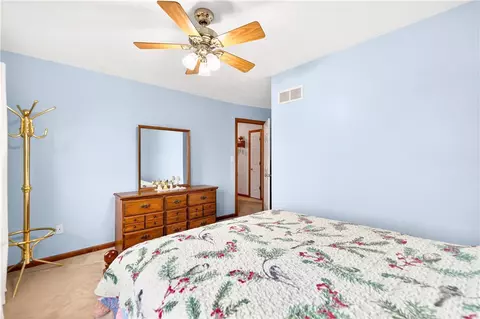 Bedroom - 112 Circle Dr, Irwin, PA 15642 photo 6 of 6