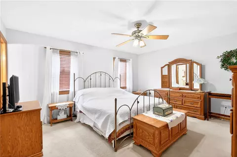 Bedroom - 112 Circle Dr, Irwin, PA 15642 photo 1 of 6