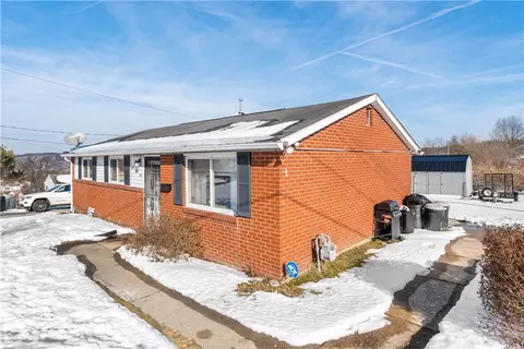 856 Horton St, Clairton, PA 15025