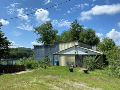 2092 John St, Monongahela, PA 15063