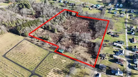 220 Evergreen St, Rural Valley, PA 16249