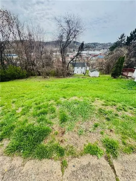 126 Vine St, Canonsburg, PA 15317