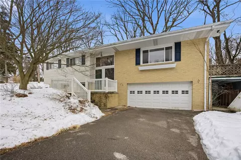 3801 Greenfield Rd, Allison Park, PA 15101 photo 2