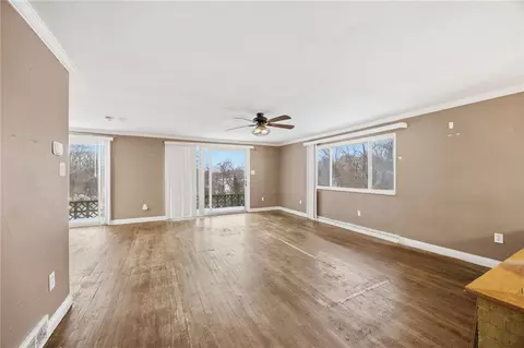3801 Greenfield Rd, Allison Park, PA 15101 photo 9