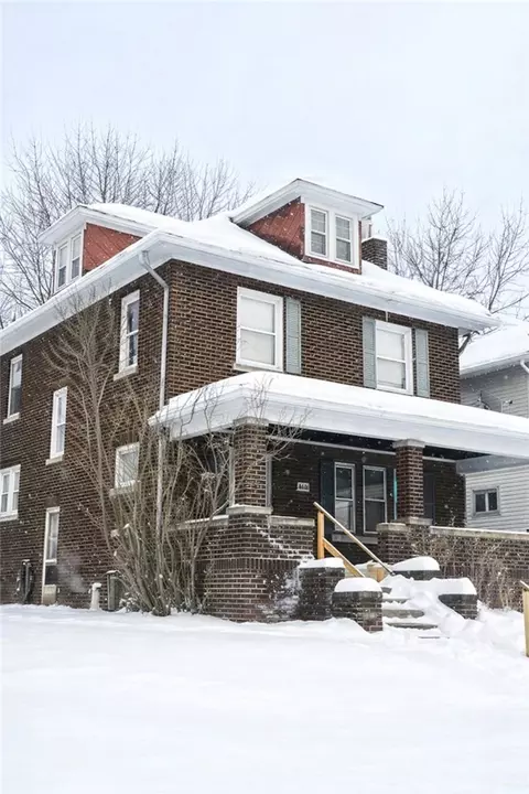 605 Spruce Ave, Sharon, PA 16146