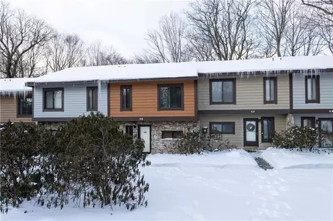 14 Zurich Way, Champion, PA 15622