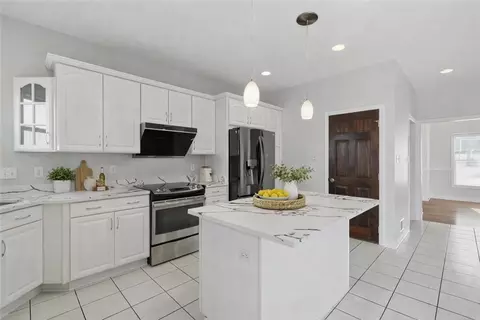 1022 Lexington Dr, Export, PA 15632 photo 17