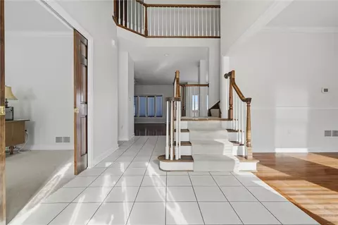 1022 Lexington Dr, Export, PA 15632 photo 8