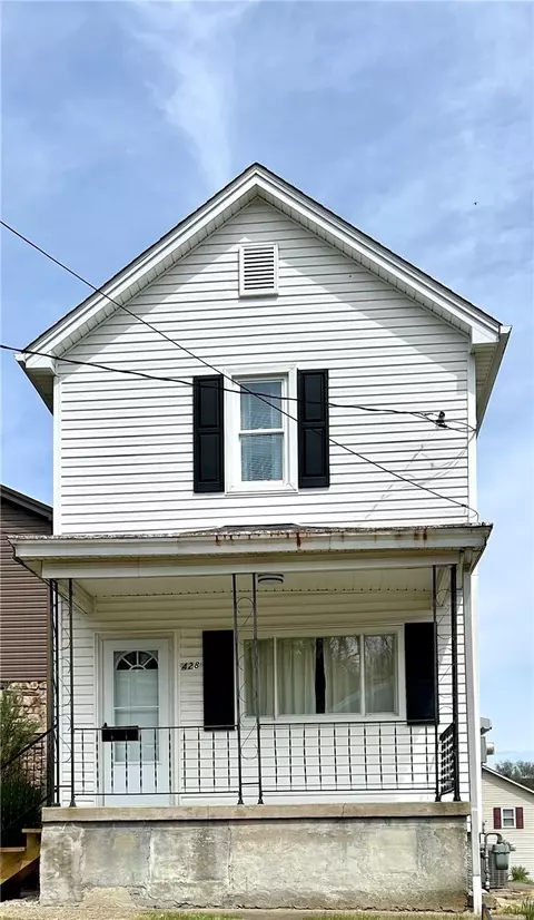 428 5th St, California, PA 15419