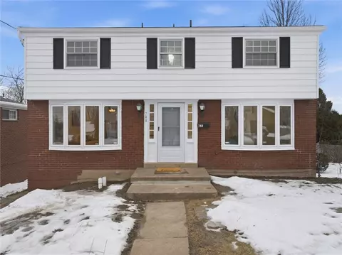 748 Macbeth Dr, Pittsburgh, PA 15235