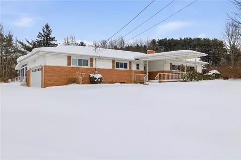 214 Sunset Dr, New Castle, PA 16105