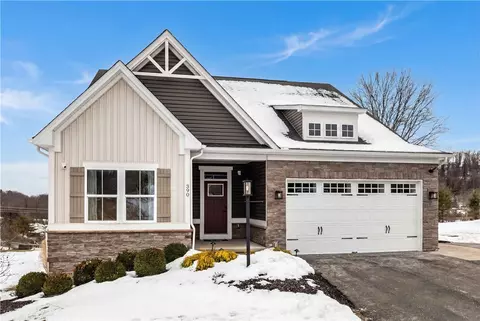 390 Dana Dr, Eighty Four, PA 15330