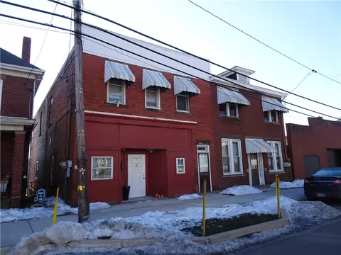 120-122 N 4th St, Youngwood, PA 15697