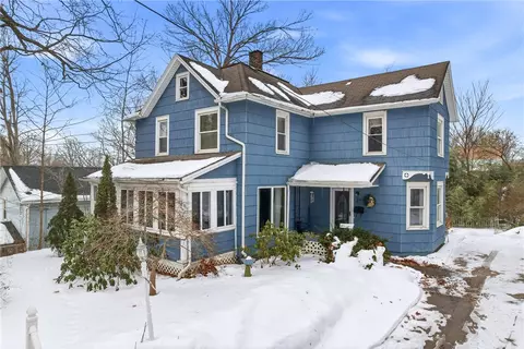 29 E Ridge Ave, Sharpsville, PA 16150