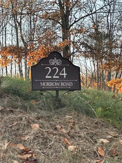 224 Morrow Rd, Beaver Falls, PA 15010